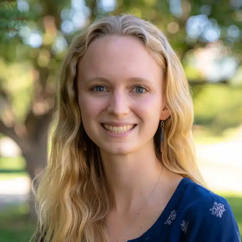 Susanna Mirick - 2023 Headshot - cropped and resized